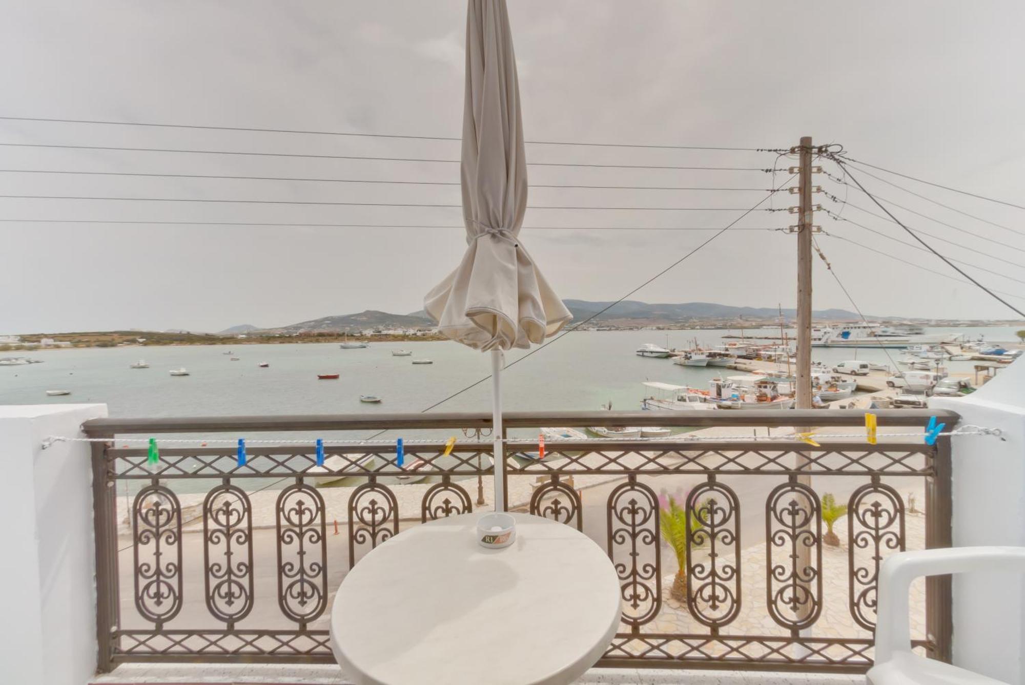 Paris Rooms Antiparos Exterior foto
